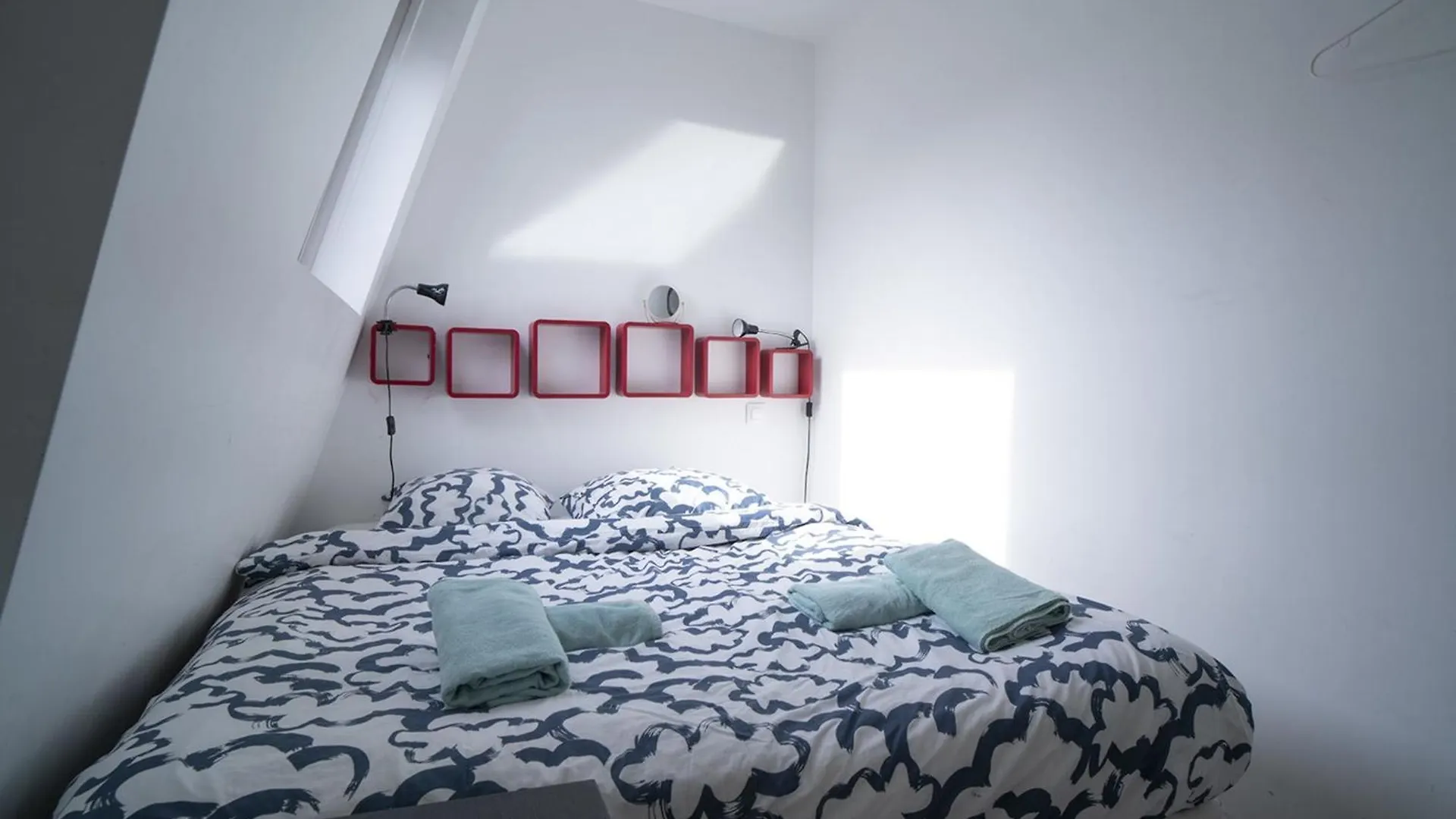Comfortable In The Heart Of * Paris